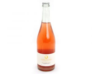 Pearlfisher Cocktail med Vodka, Rabarber, Hibiscus, Stjerneanis & Citrongræs