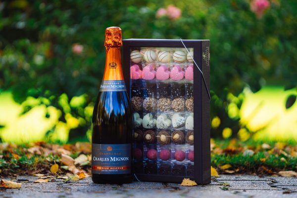 En flaske champagne & chokolade