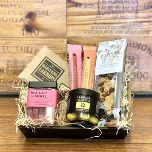 Den søde gavekurv fyldt med lækkerier (alkoholfri)