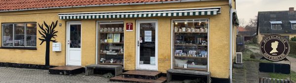 Damkærgaard.