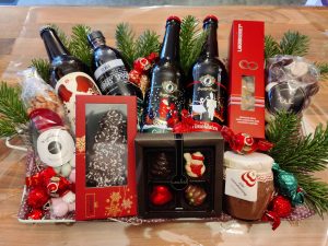 Lækker julekurv fyldt julelækkerier