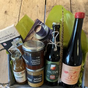 Gavekurv m. vin, øl og lækkerier